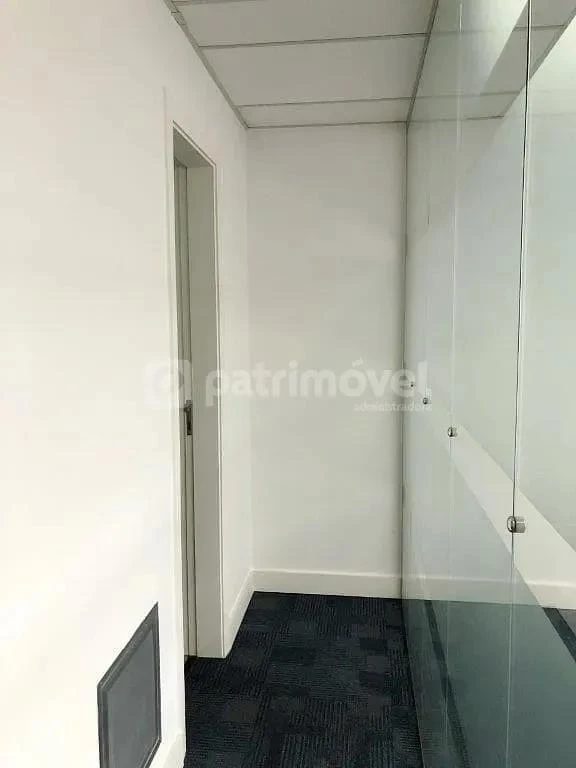 242 m² apartment with 1 bedroom and air conditioning — photo 22