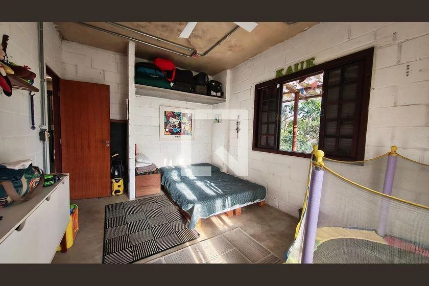 Casa mobiliada com cozinha americana, 3 quartos e jardim — photo 4