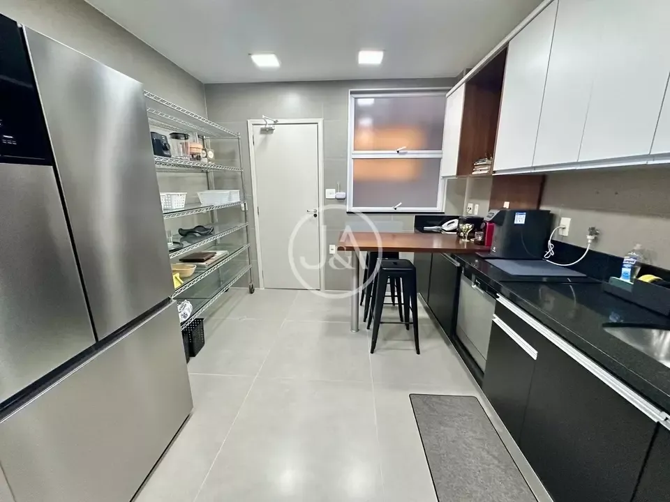 Apartamento amueblado con 3 dormitorios y cocina abierta — photo 21