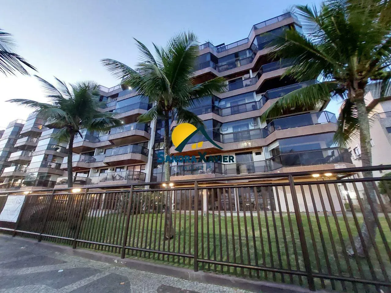 Apartment, 80 m², with a glass-enclosed balcony — photo 11