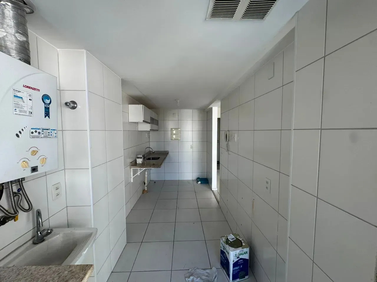 Apartment with 2 bathrooms and glass shower enclosures 61 m² — photo 7