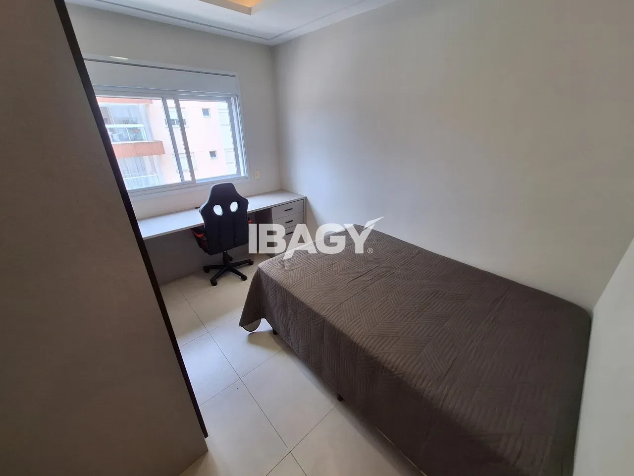 Furnished apartment, 75 m², with a washing machine — photo 8