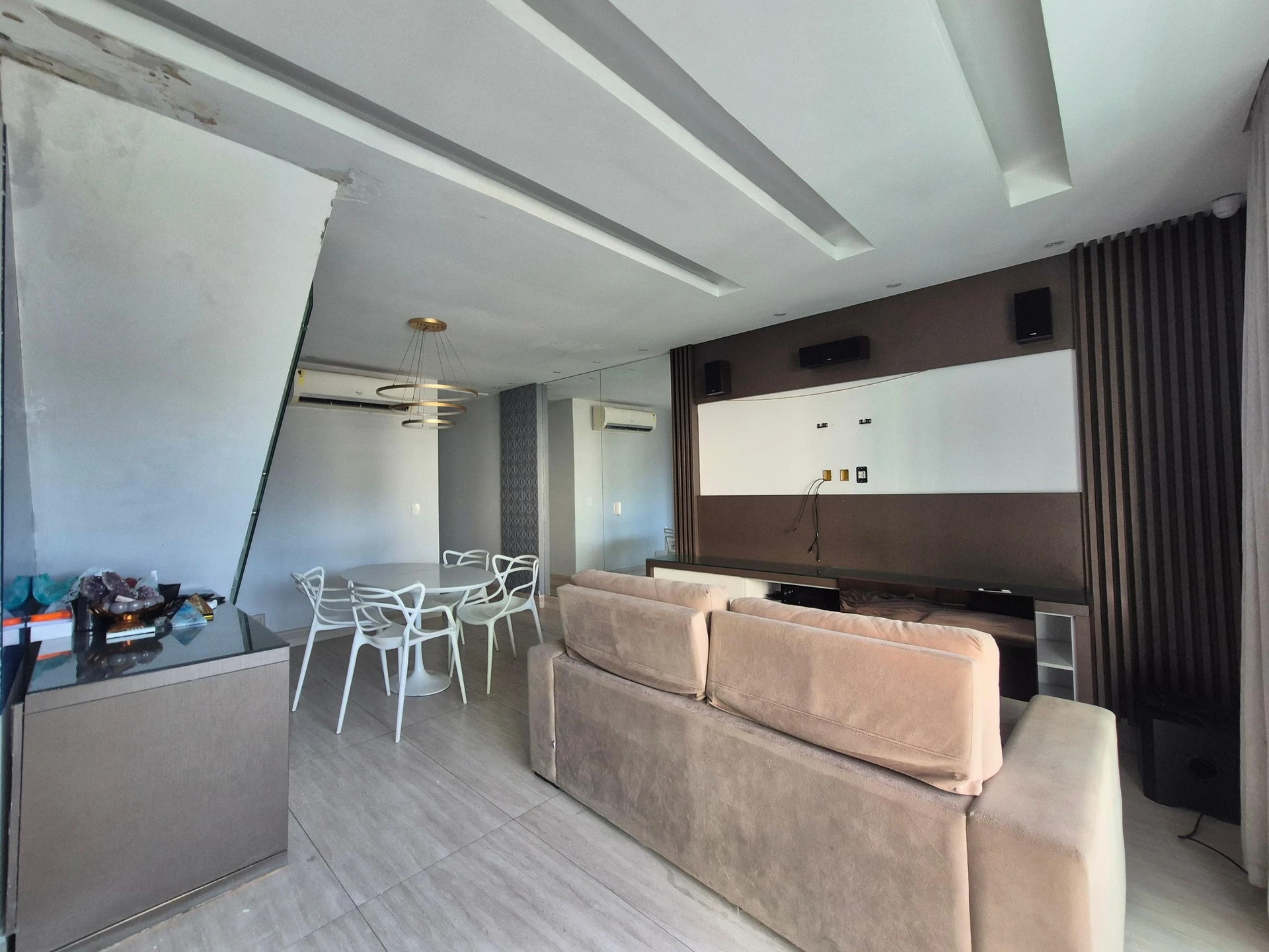 Apartamento de 2 quartos em condomínio com piscina — photo 19