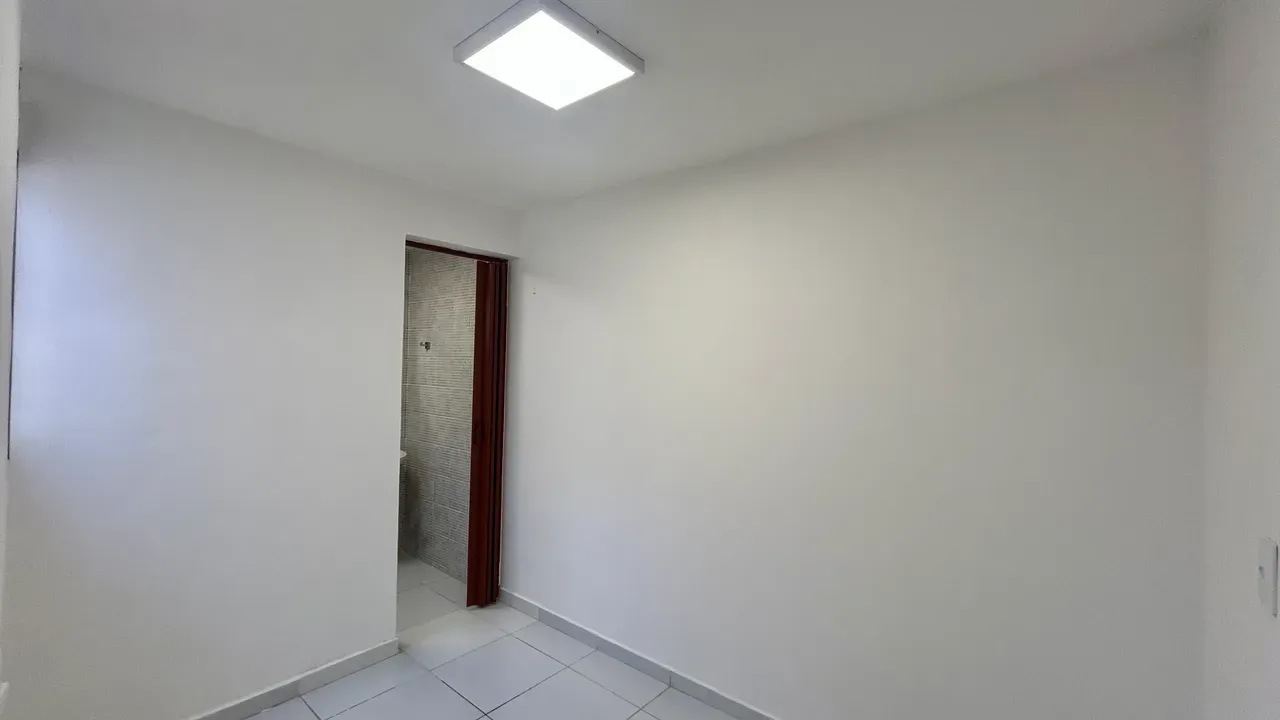 3-bedroom apartment in a building with a pool — photo 22