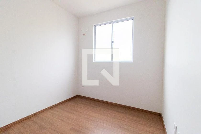 2-bedroom apartment in a building with a pool — photo 4
