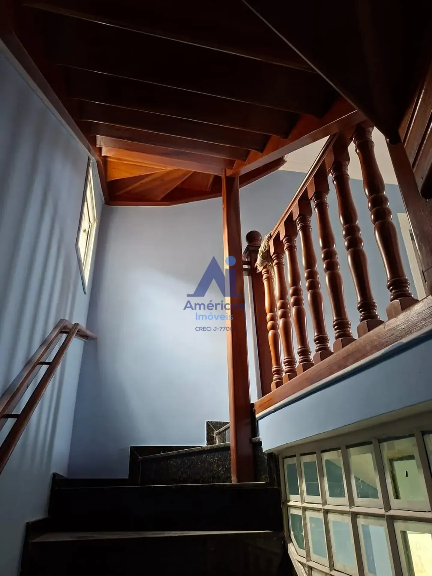 Casa sem mobília com churrasqueira na varanda — photo 23