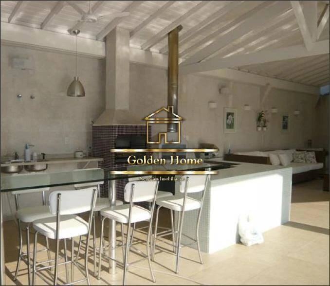 Casa de condomínio mobiliada com cozinha integrada