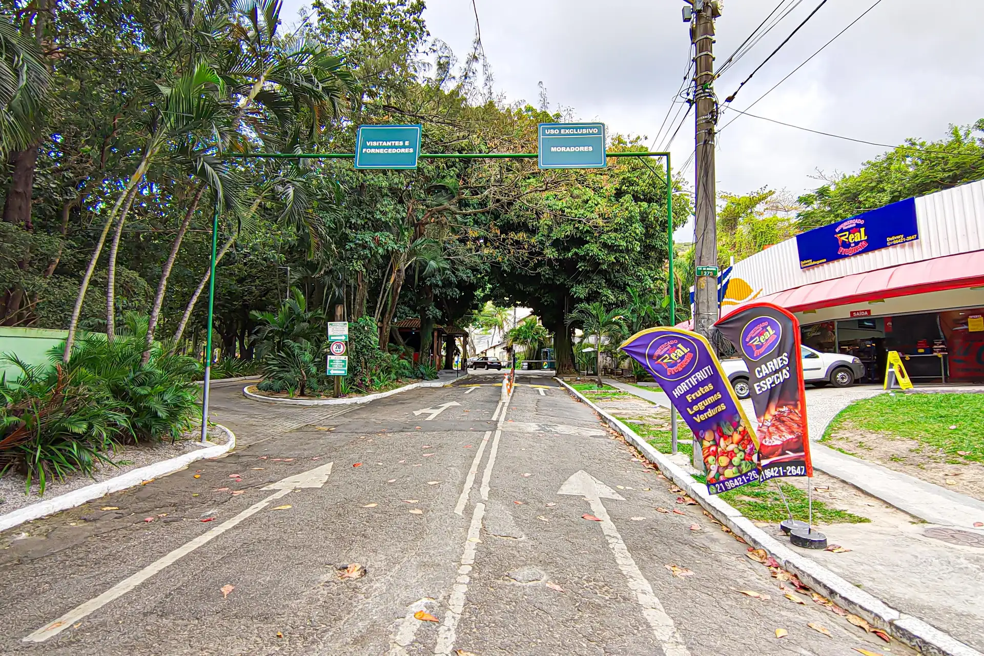 Casa em condomínio com 3 quartos e 4 banheiros — photo 72
