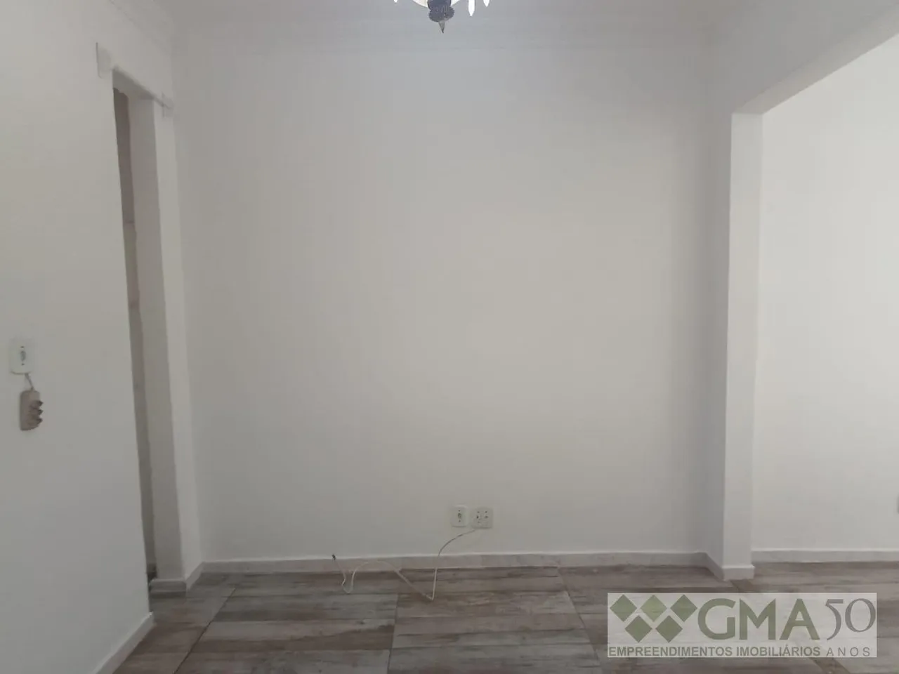 Studio, 30 m², with wood or laminate floors — photo 12