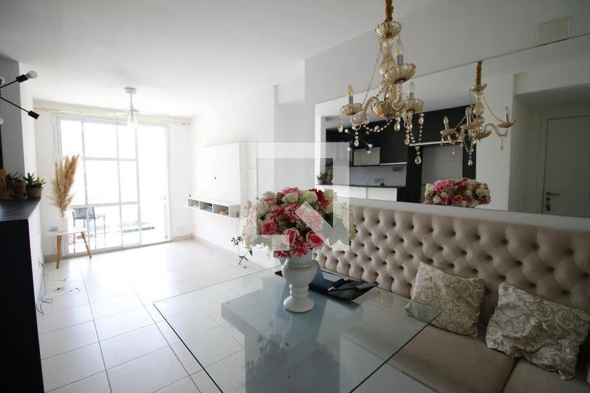 Home office in a 3-bedroom apartment, 74 m²