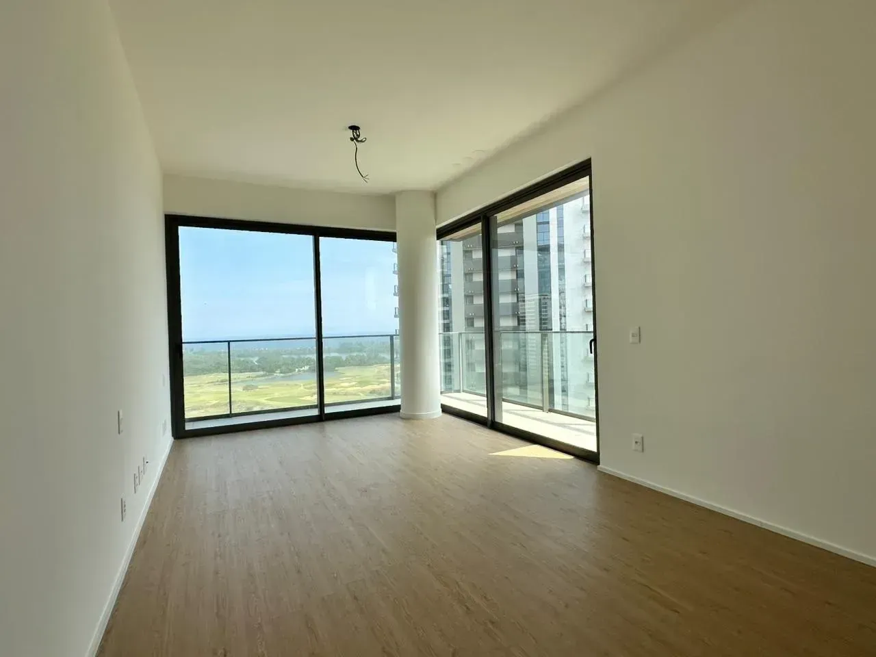 3-bedroom apartment with 6 bathrooms and 3 parking spots — photo 24