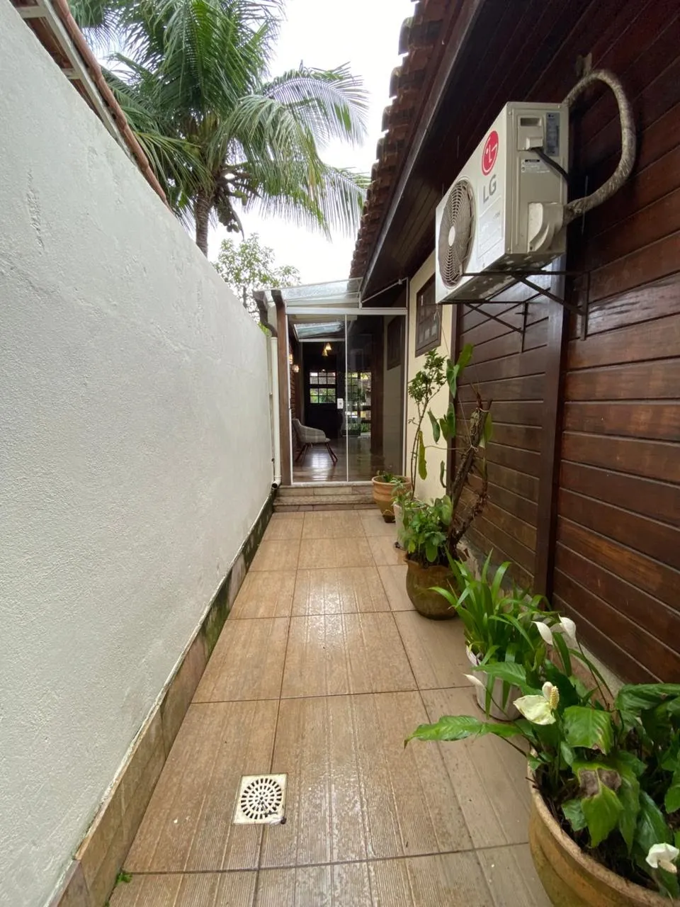 Casa com 4 quartos e 4 banheiros e box de vidro — photo 8