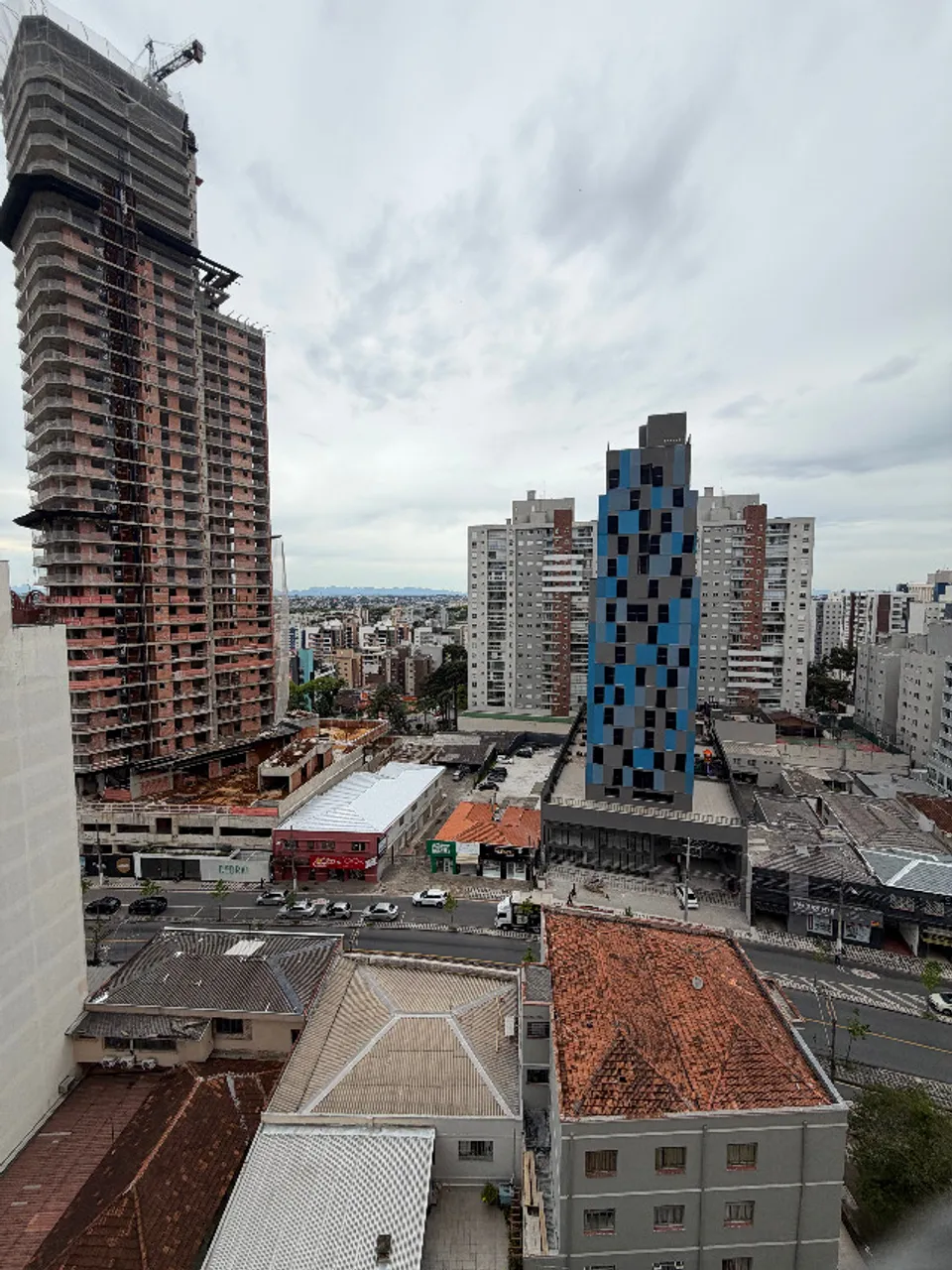3-bedroom apartment with a washing machine in Curitiba — photo 4