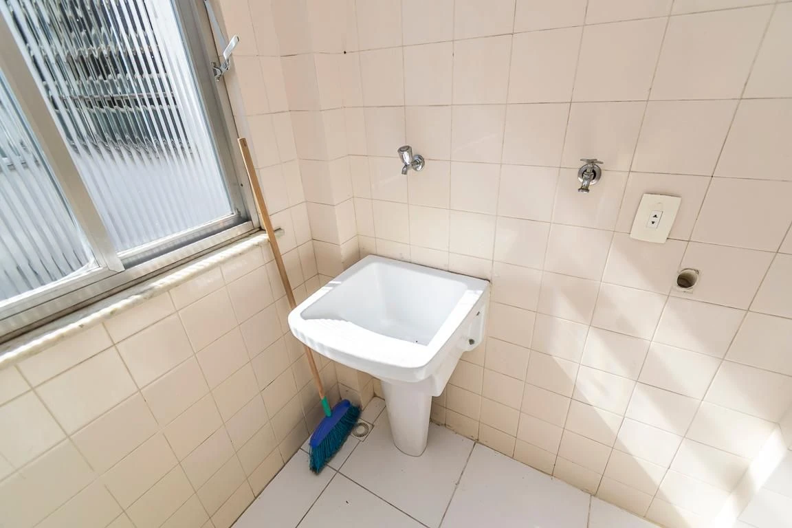 Квартира з 2 спальнями та окремою кухнею — photo 26