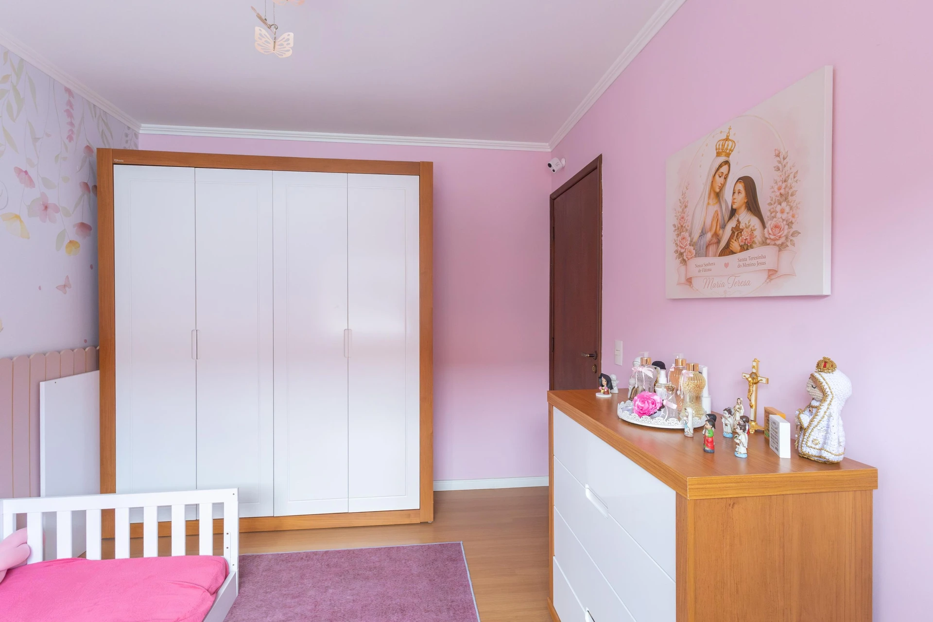 Bathtub in a 3-bedroom house, 180 m² — photo 18