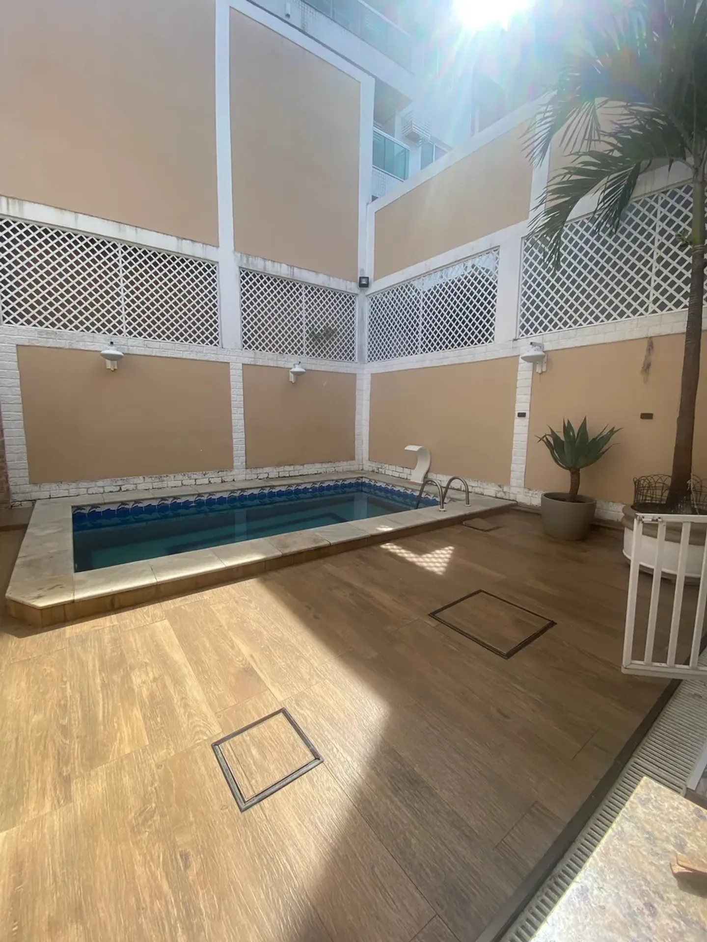 House, 200 m², with a grill on the balcony — photo 4