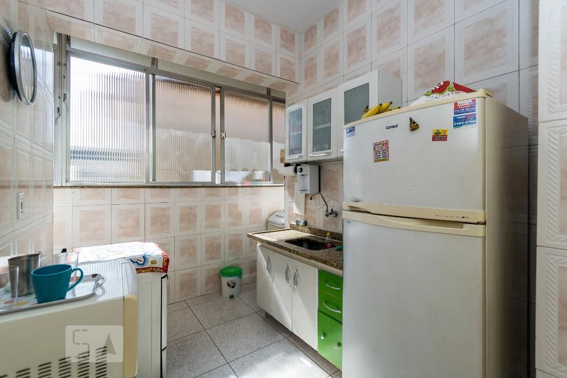 Apartamento de 2 quartos com varanda e cozinha separada — photo 3