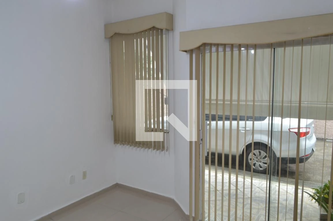 Casa de 3 dormitorios con balcón y jardín privado — photo 25