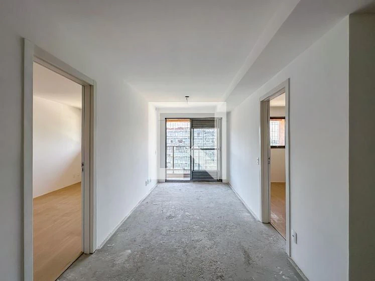 2-bedroom apartment in a building with a gym — photo 26