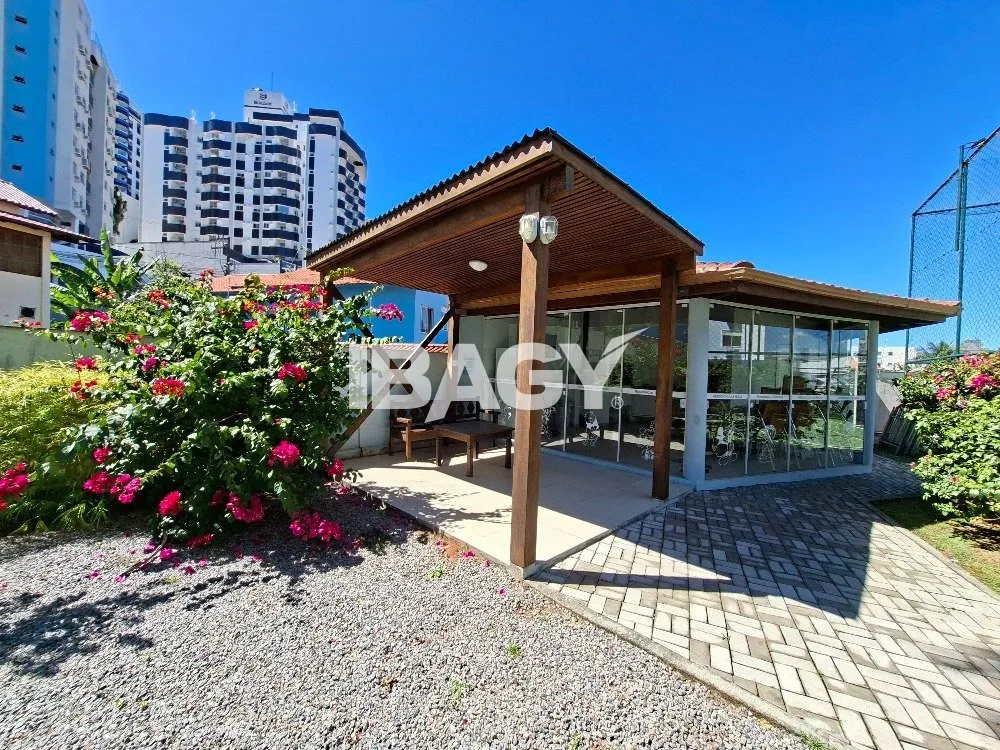 Furnished 2-bedroom apartment with 75 m² and 1 suite — photo 15
