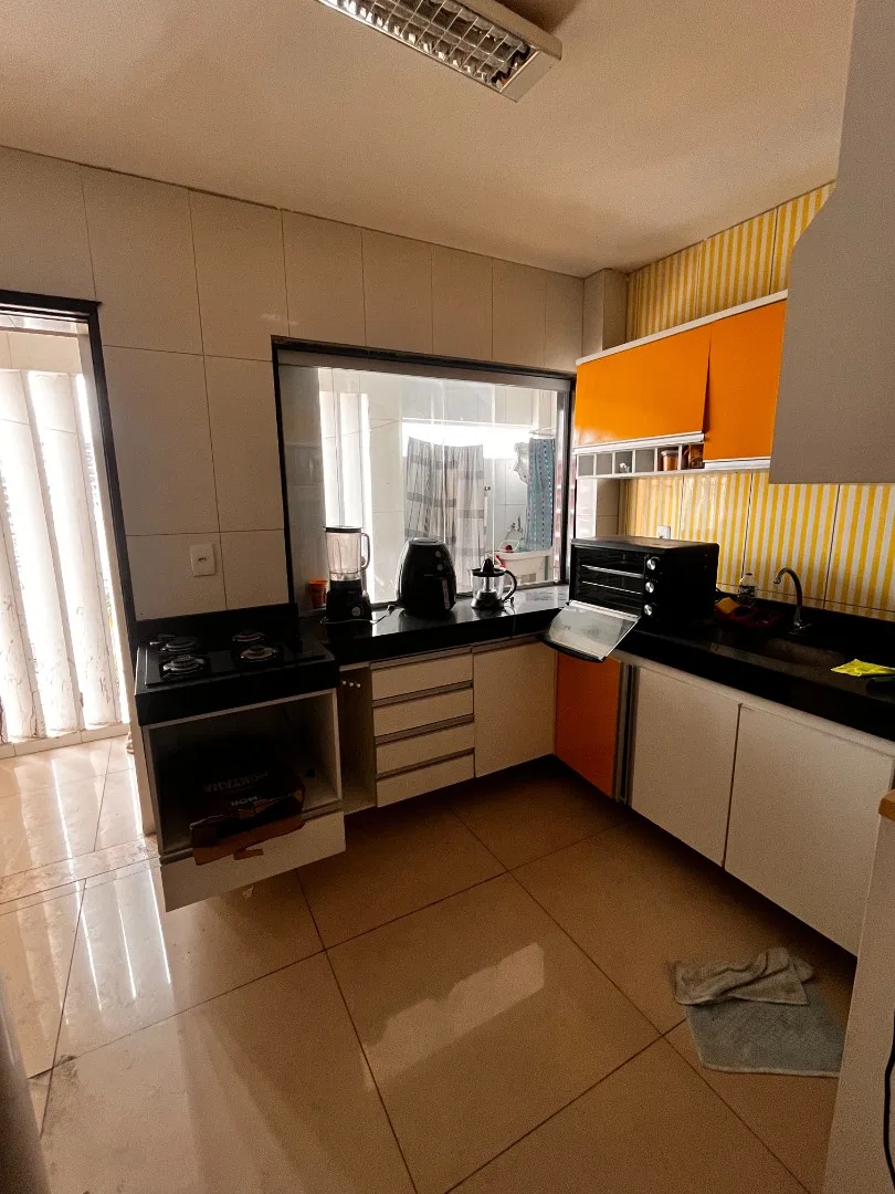 Furnished 4-bedroom apartment with 3 bathrooms and 1 parking — photo 13