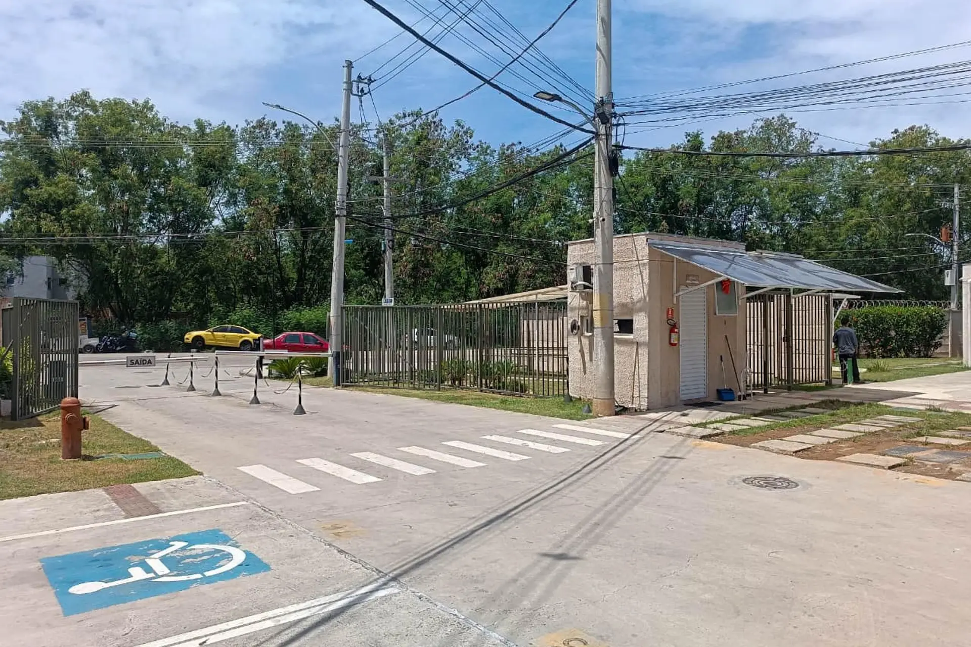 Незмебльована квартира з 2 спальнями, 1 ванною і кухнею окремо — photo 28