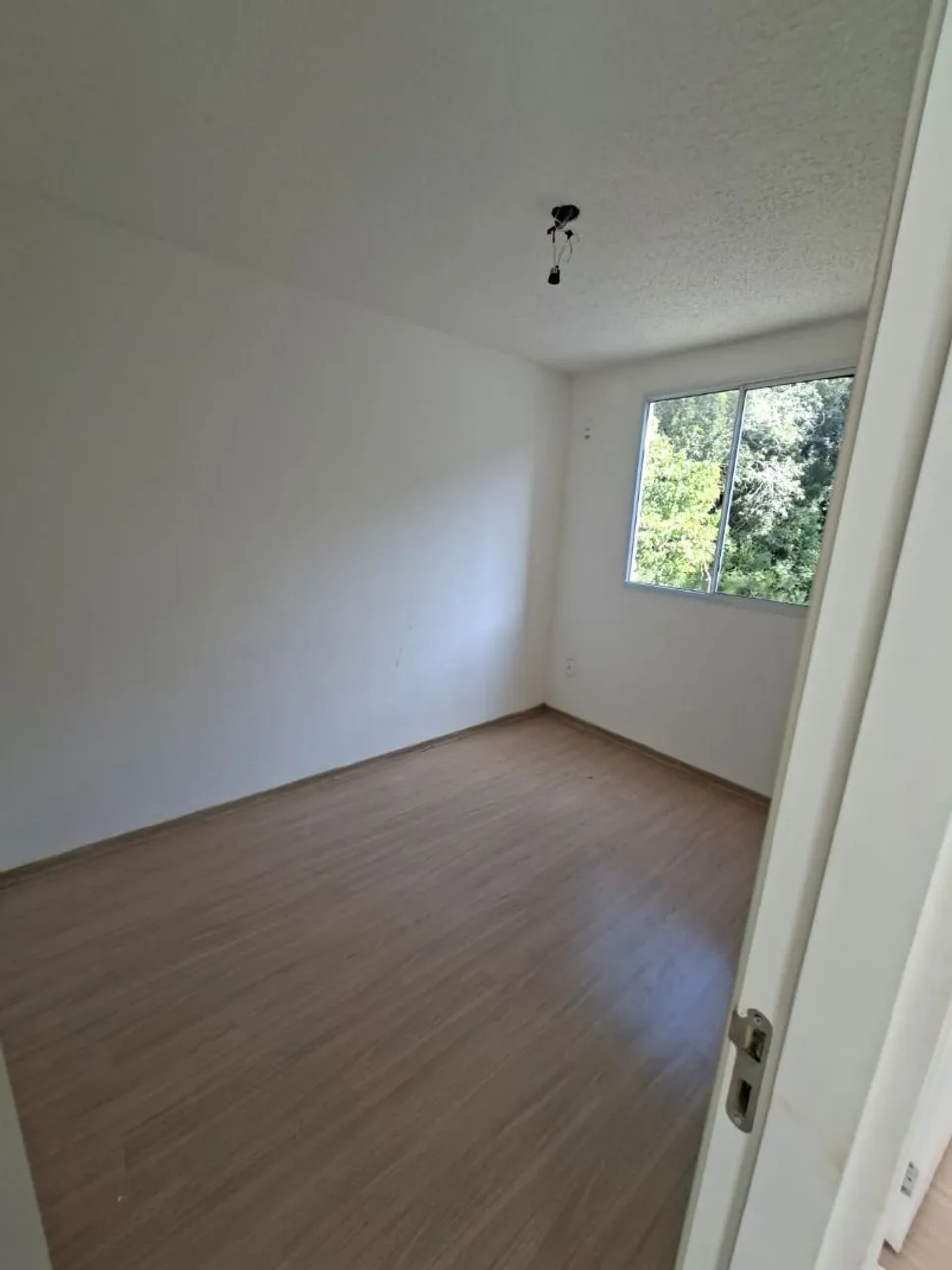 Apartamento sin amueblar de 2 dormitorios con lavandería — photo 5