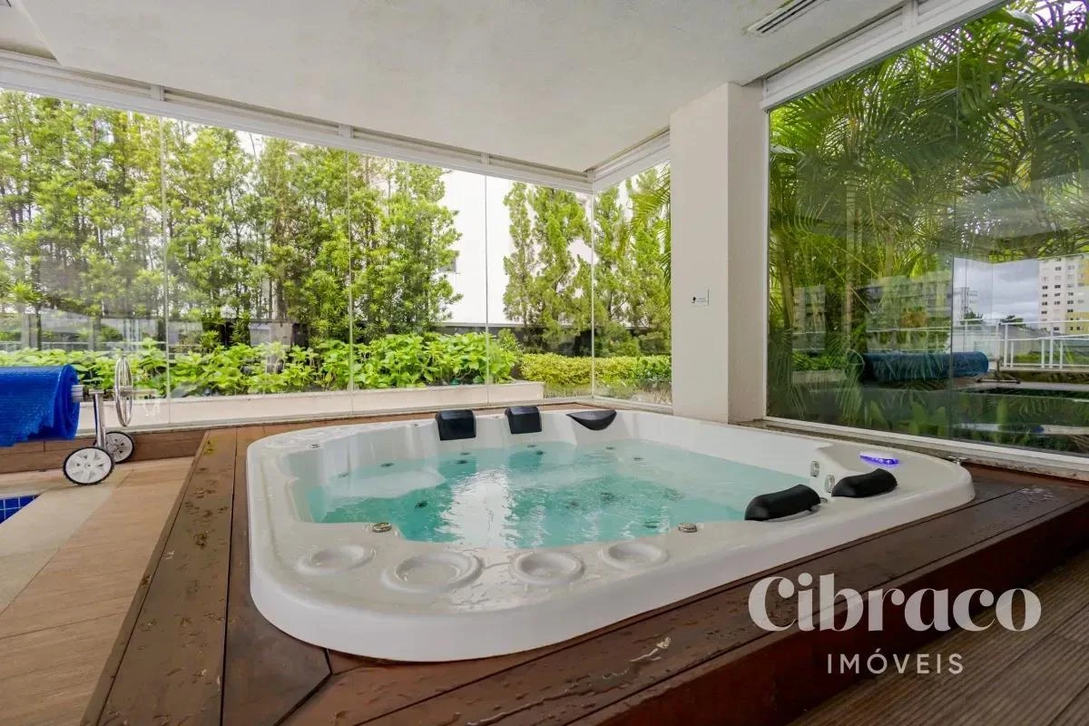 2-bedroom apartment with a grill on the balcony — photo 49