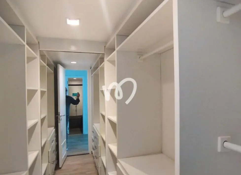 Unfurnished apartment for rent with 4 bedrooms and 313 m² — photo 23