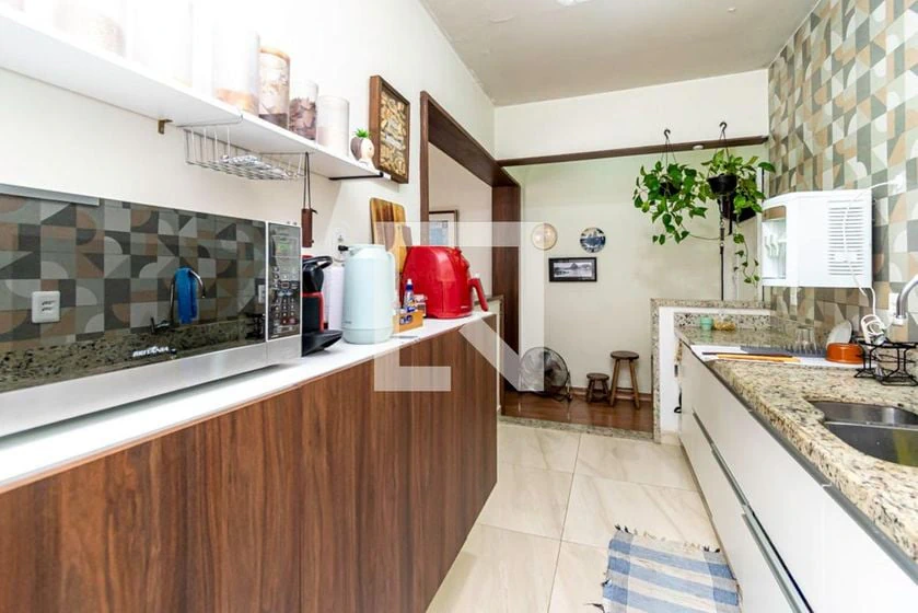 2-bedroom apartment with a washing machine — photo 22