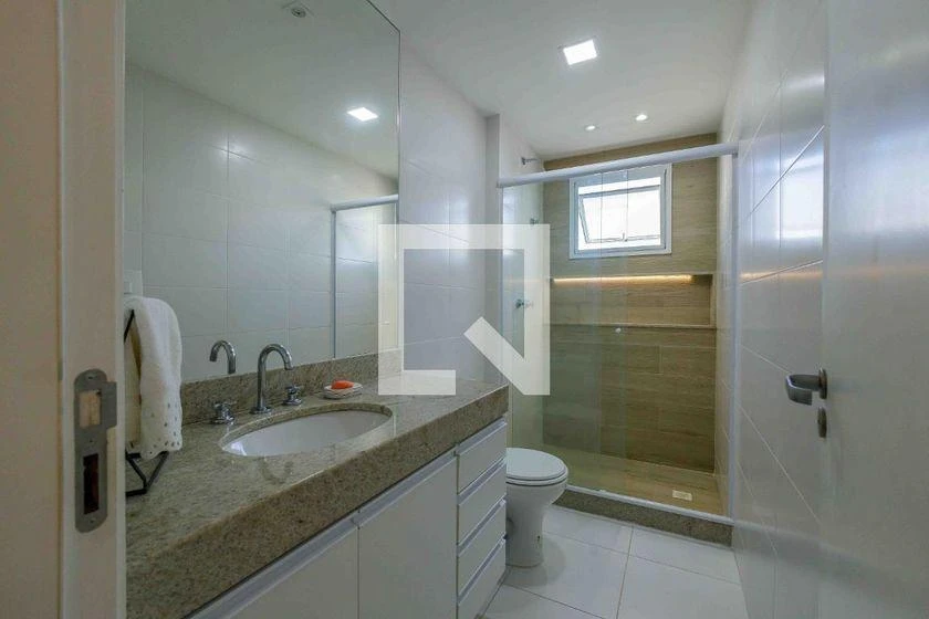 Furnished 3-bedroom apartment with 264 m² — photo 22