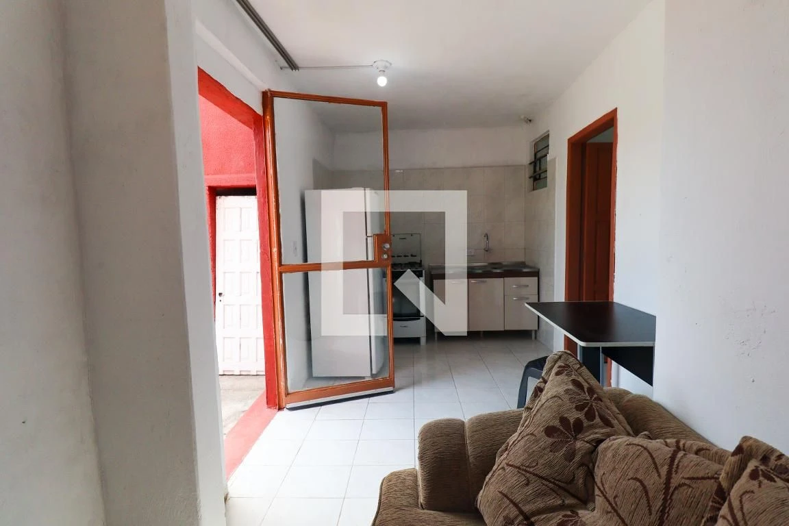 Furnished 25 m² studio in Curitiba — photo 5