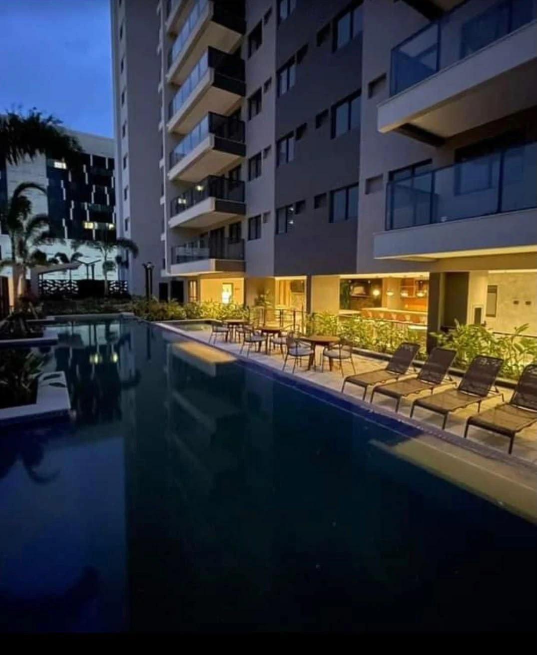 Apartamento mobiliado com varanda e 3 quartos — photo 26