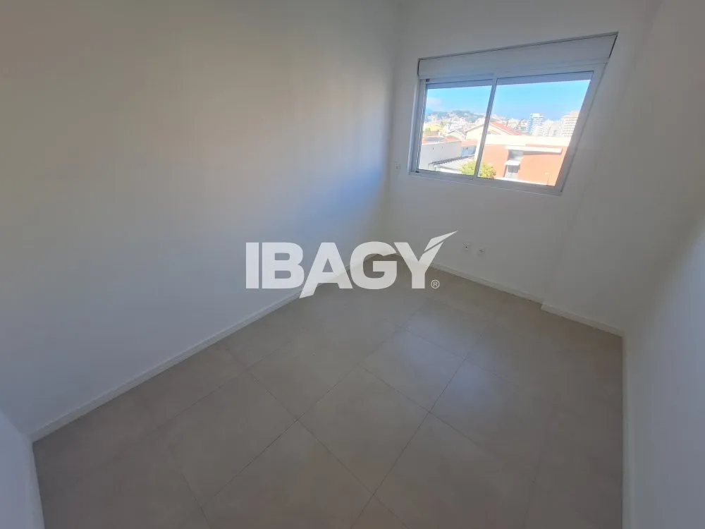 2-bedroom apartment with open-plan kitchen and parking — photo 7