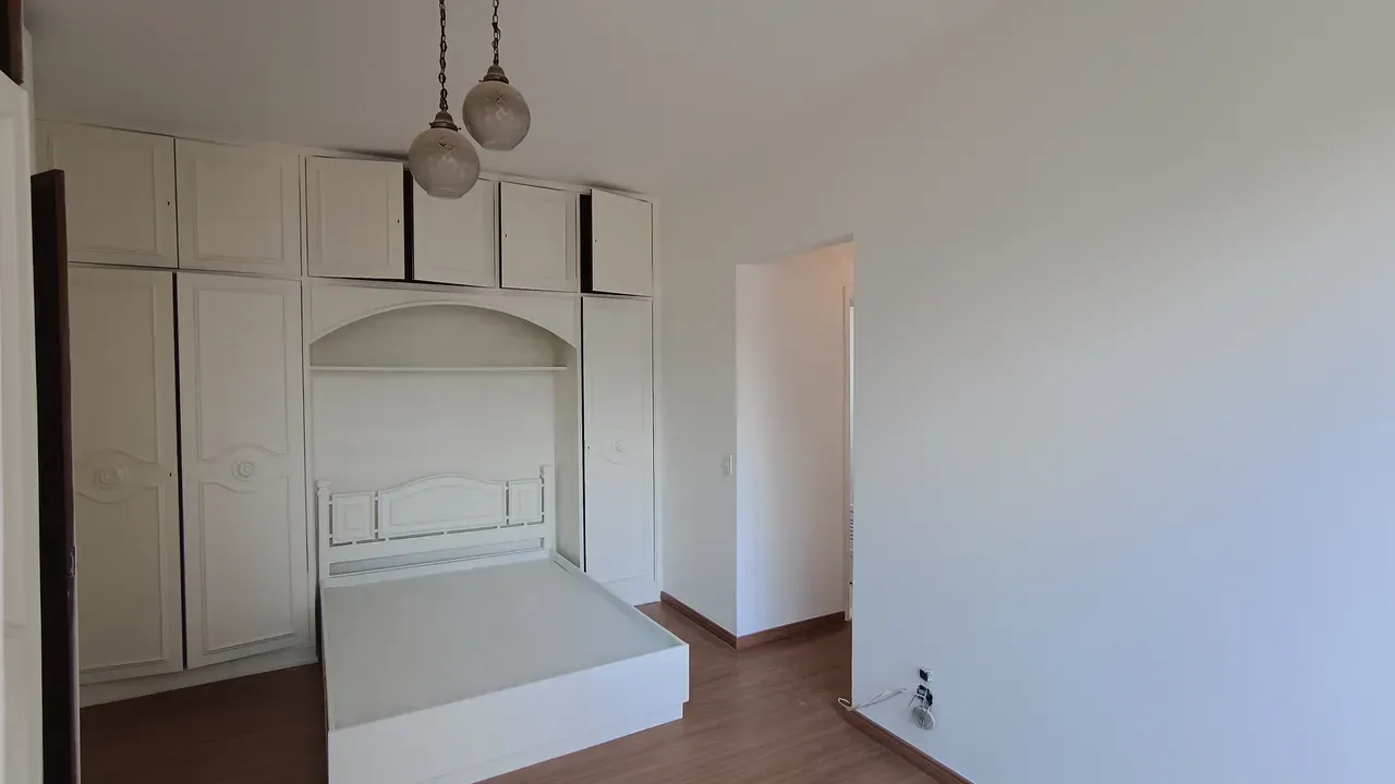 Apartment on the 6th floor with a glass-enclosed balcony — photo 9