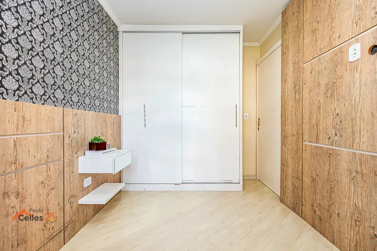 Furnished apartment, 42 m², with a home office — photo 13