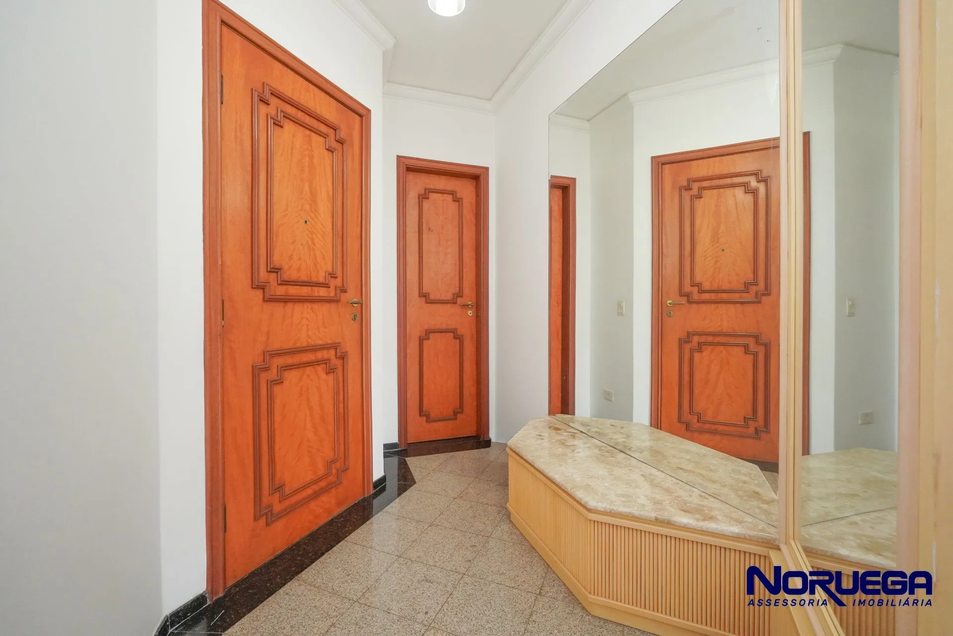 Apartamento de 4 quartos em condomínio com academia — photo 20