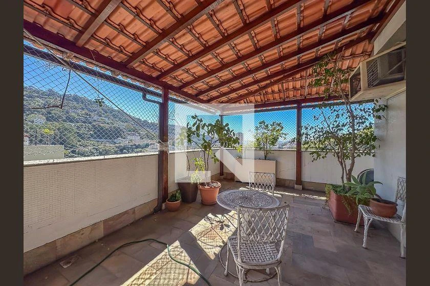 Квартира в аренду: 4 спальни, балкон, 500 м² — photo 26