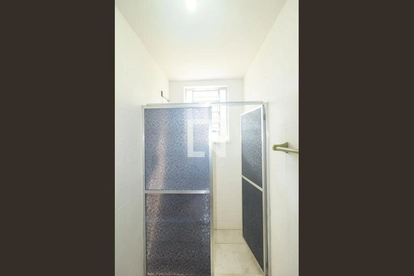 Apartamento com 2 quartos e cozinha fechada de 60 m² — photo 25