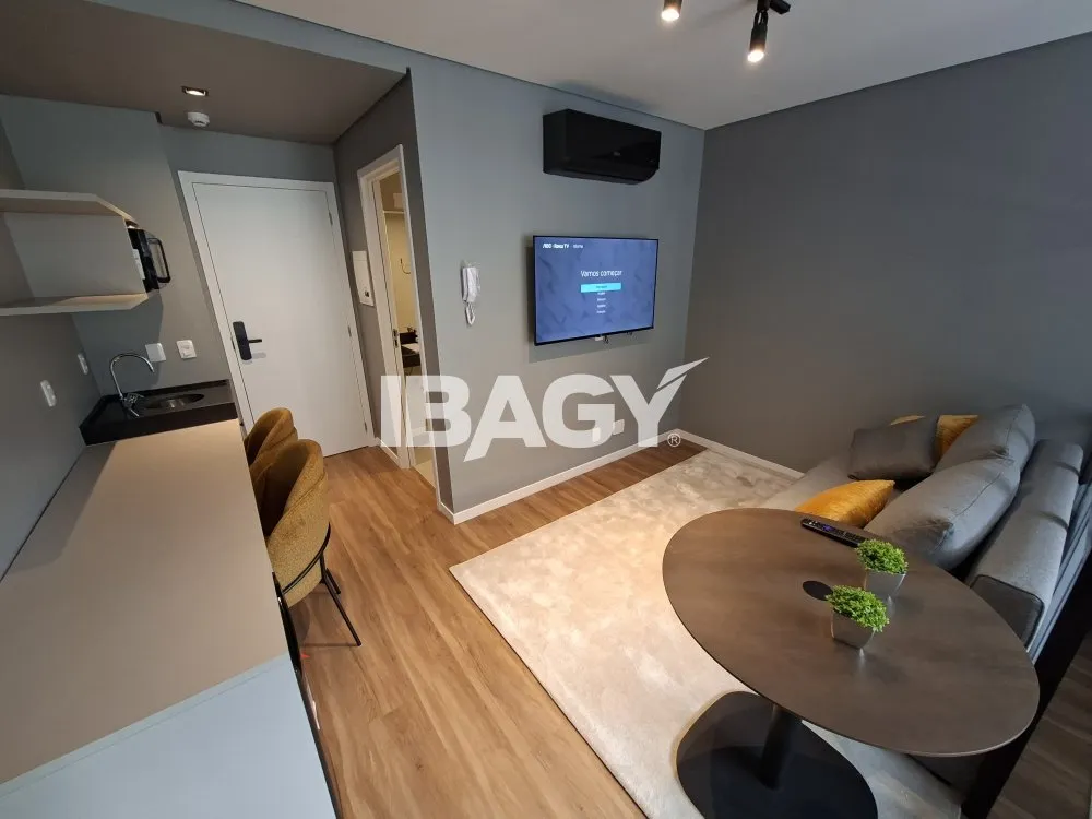 30 m² apartment with 1 bedroom and tall windows — photo 26