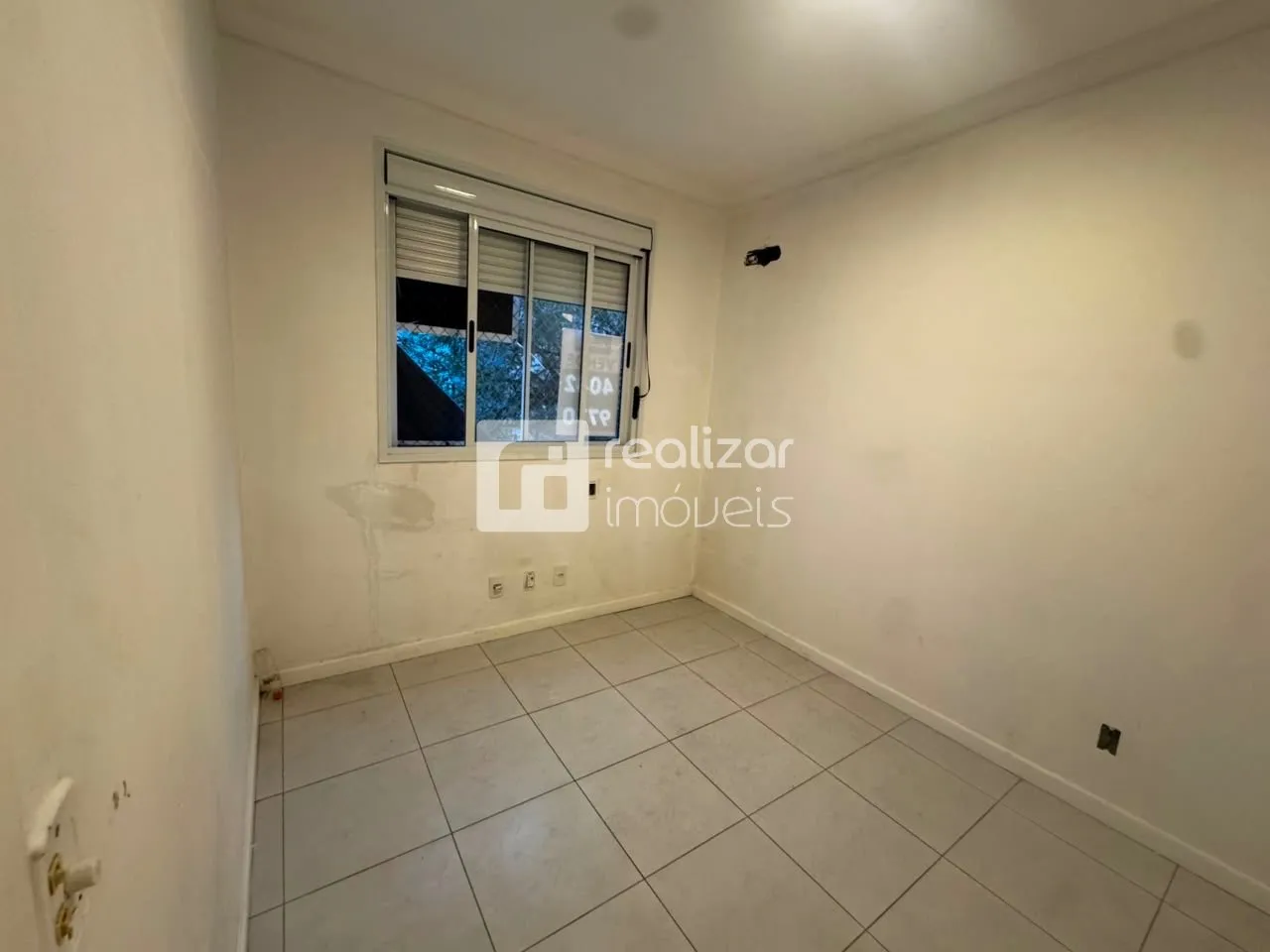 3-bedroom apartment with a built-in balcony grill — photo 27