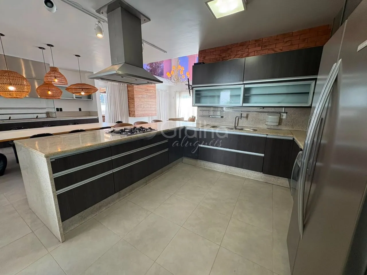 Мебльований будинок 868 м² з 3 люксами та 9 місцями — photo 29
