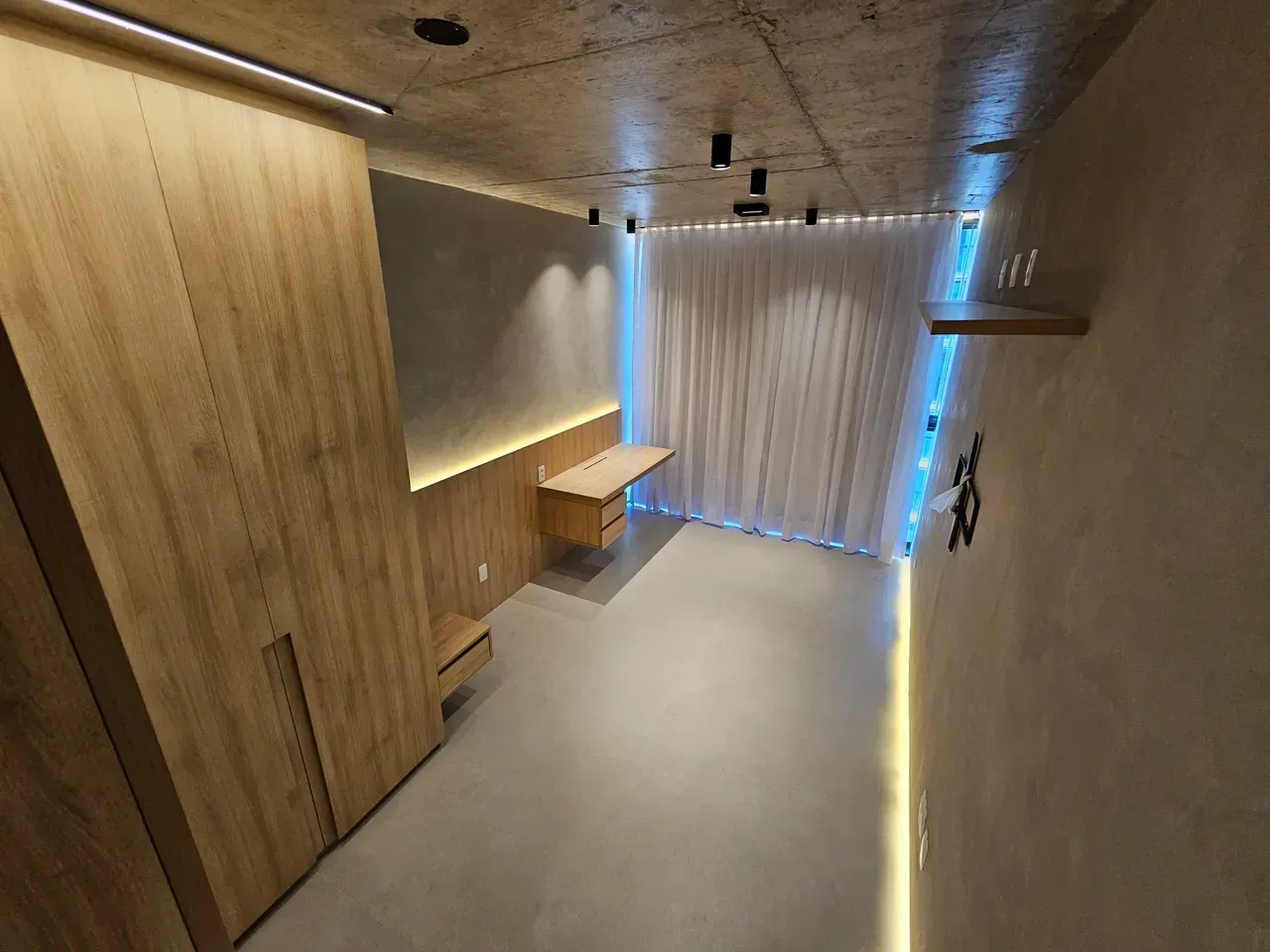 3-bedroom apartment with balcony and open kitchen — photo 20