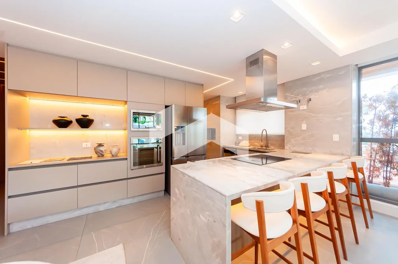 152 m² apartment with 3 en-suite bedrooms and parking — photo 8
