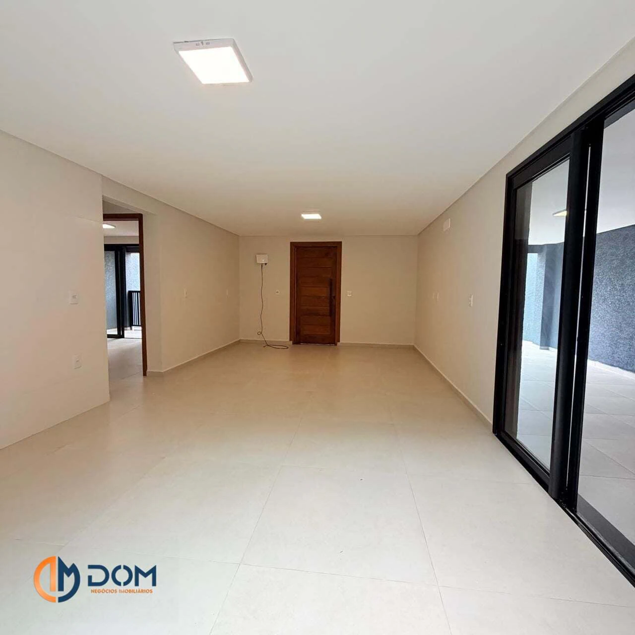 2-bedroom house with a washing machine in Florianópolis — photo 10