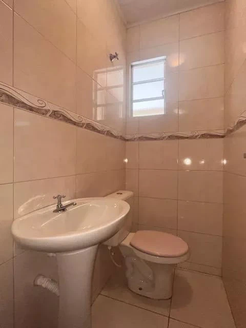 3-bedroom, 90 m² house in Curitiba — photo 13