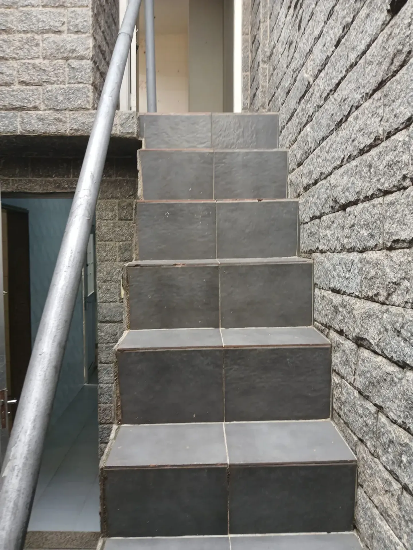 2-bedroom house, 1 with its own bathroom, 77 m² — photo 23