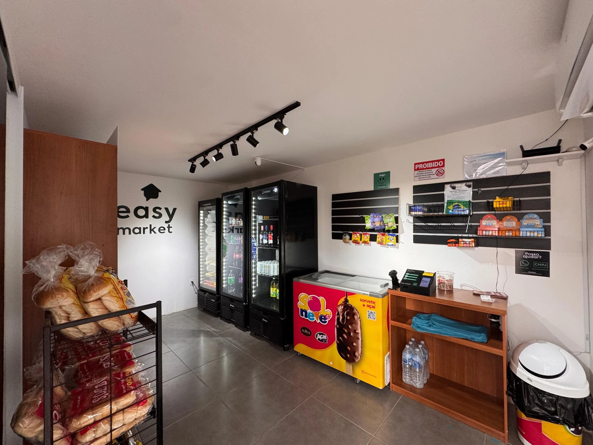 Furnished 2-bedroom apartment with 1 bathroom — photo 33