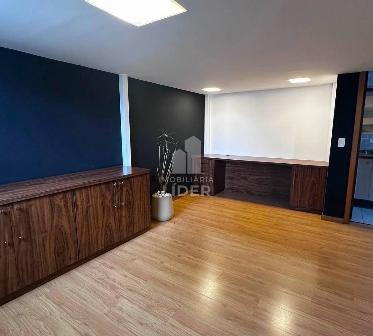 One-bedroom apartment with a bathtub in Curitiba — photo 11