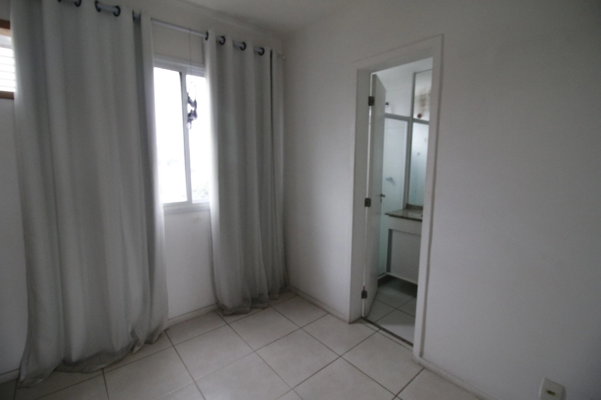 2-bedroom apartment in a building with a sauna — photo 16
